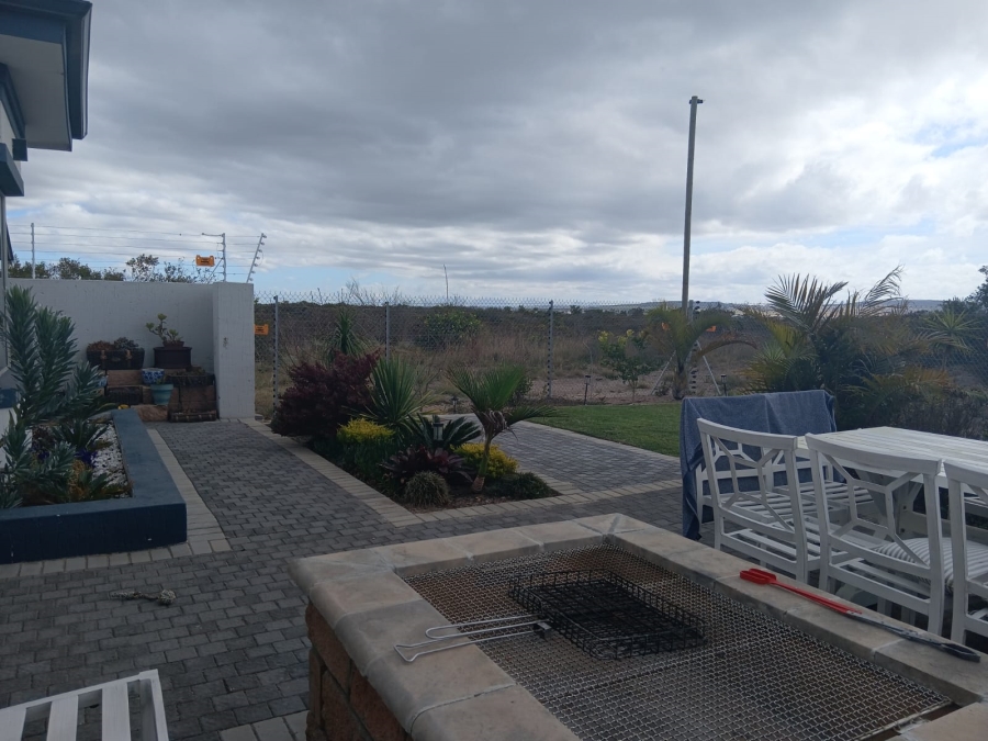 To Let 3 Bedroom Property for Rent in Dana Bay Western Cape